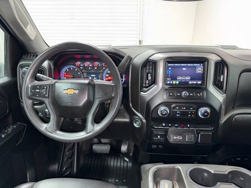 Used 2024 Chevrolet Silverado 2500 W/T w/ WT Convenience Package image 16