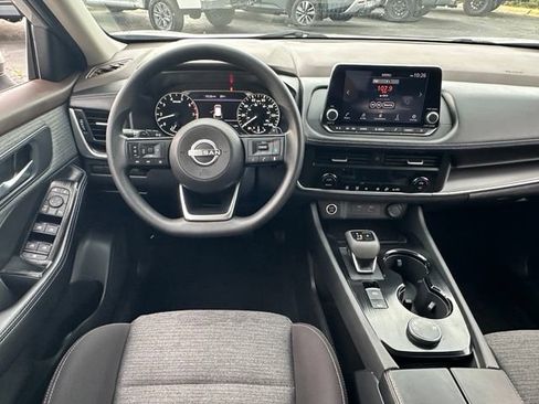 Certified 2023 Nissan Rogue SV AWD/4WD image 29