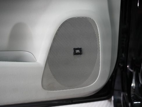 Used 2011 Toyota Prius Four w/ Solar Roof Pkg FWD image 41