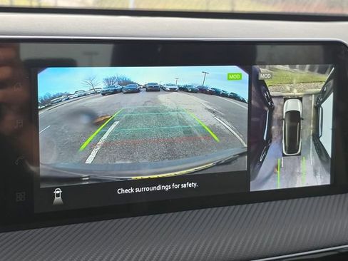 New 2026 Nissan Kicks SR w/ SR Premium Package image 7