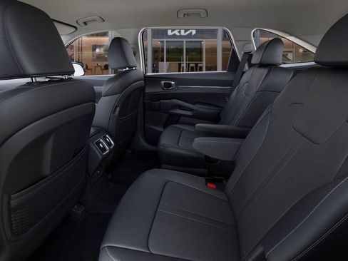 New 2025 Kia Sorento EX image 18