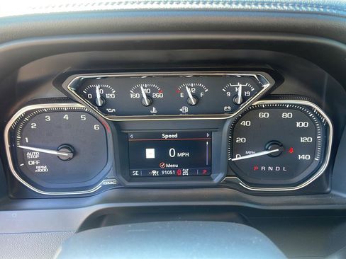 Used 2020 GMC Sierra 1500 SLT w/ SLT Premium Plus Package AWD/4WD image 14