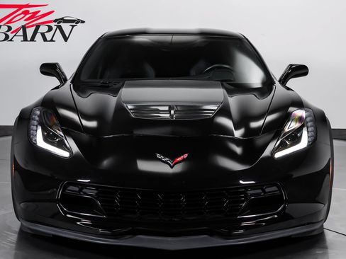 Used 2015 Chevrolet Corvette Z06 w/ 2LZ Preferred Equipment Group RWD image 16