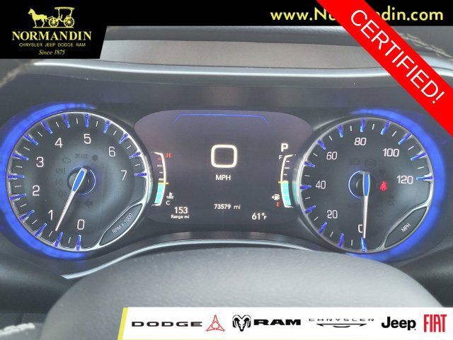 Certified 2024 Chrysler Pacifica Touring-L FWD image 8