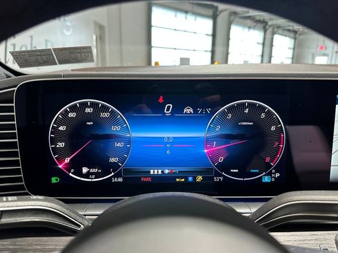 New 2026 Mercedes-Benz GLE 350 4MATIC image 9