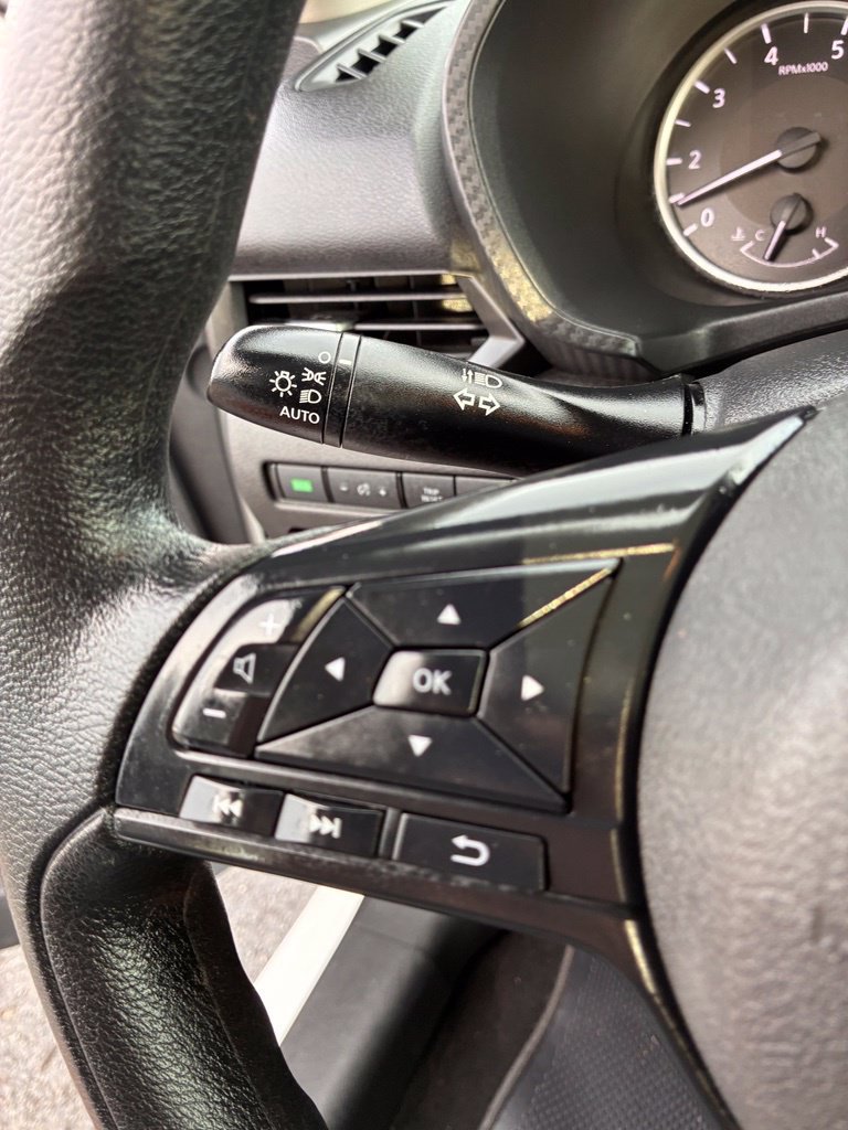 Used 2024 Nissan Sentra S FWD image 29