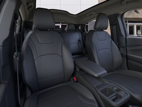 New 2026 Ford Mustang Mach-E Premium AWD/4WD image 32