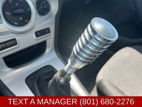 Used 2015 Ford Fiesta SE FWD image 19