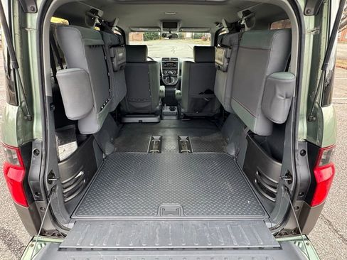 Used 2004 Honda Element EX image 29