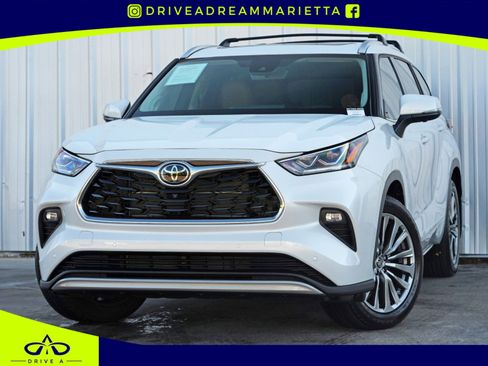 Used 2025 Toyota Highlander Limited image 1