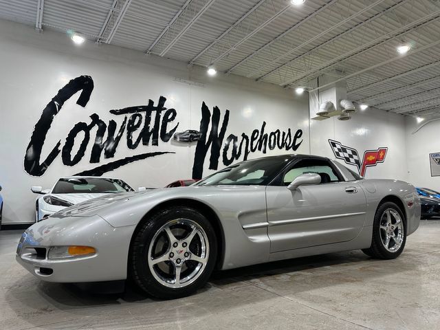 Used 2004 Chevrolet Corvette Coupe w/ Preferred Equipment Group RWD image 26