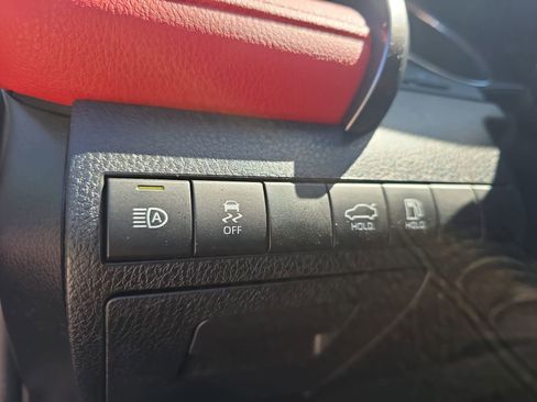 Used 2020 Toyota Camry XSE w/ Navigation Package image 26