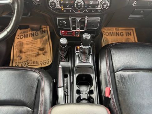 Used 2021 Jeep Wrangler Unlimited Rubicon AWD/4WD image 27