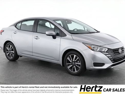 Used 2025 Nissan Versa SV FWD image 1