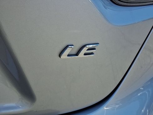 Used 2021 Toyota Corolla LE w/ Carpet Mat Package (TMS) FWD image 25