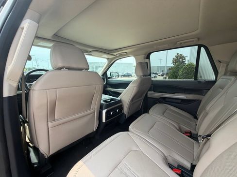Used 2024 Ford Expedition Max Limited RWD image 21