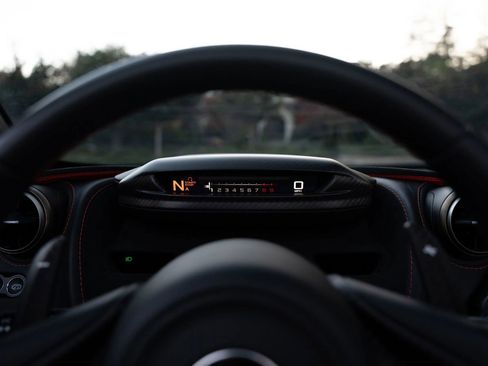 Used 2021 McLaren 720S Spider image 55