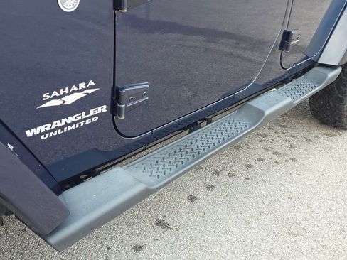 Used 2013 Jeep Wrangler Unlimited Sahara w/ Dual Top Group image 13