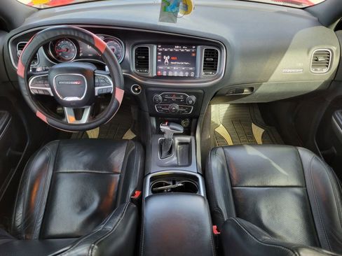 Used 2017 Dodge Charger R/T w/ Plus Group image 15