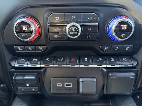 Used 2021 GMC Sierra 1500 Denali w/ Denali Ultimate Package image 21