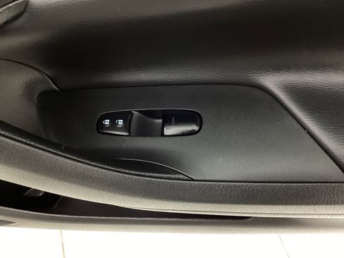 Used 2015 Nissan Altima 2.5 SV FWD image 38