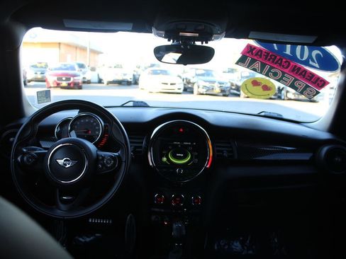 Used 2017 MINI Cooper S image 25