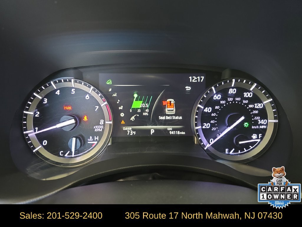 Used 2022 Toyota Highlander XLE AWD/4WD image 15