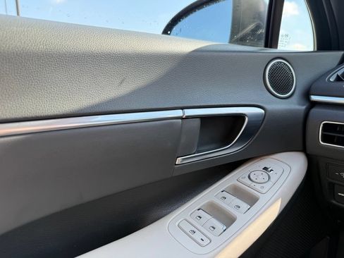Used 2023 Hyundai Sonata SEL w/ Convenience Package FWD image 11