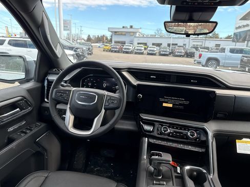 New 2026 GMC Sierra 1500 Denali w/ Denali Reserve Package image 14