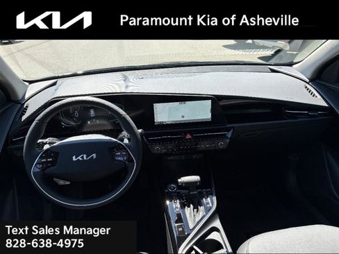 New 2025 Kia Niro SX image 7