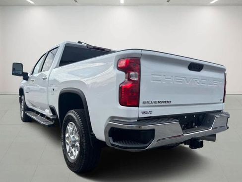 Used 2025 Chevrolet Silverado 2500 LT image 5