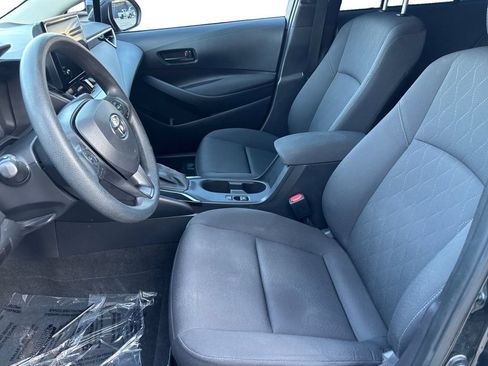 Used 2023 Toyota Corolla LE FWD image 9