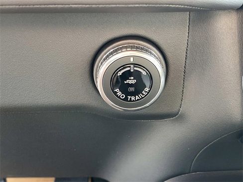 New 2025 Lincoln Navigator Reserve w/ Jet Appearance Package image 33