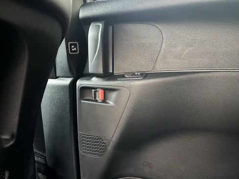 New 2026 Chrysler Pacifica Select image 28