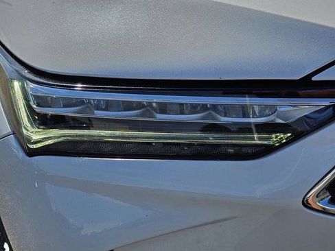 Used 2025 Acura MDX w/ Technology Package FWD image 4