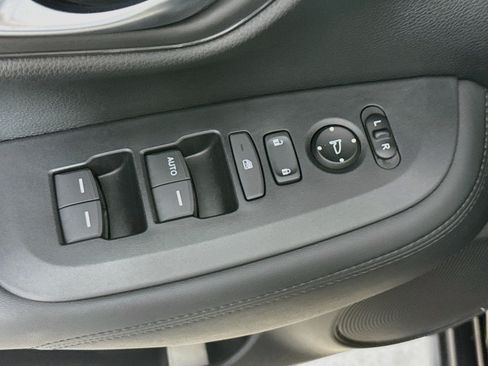 Used 2024 Honda HR-V LX image 20
