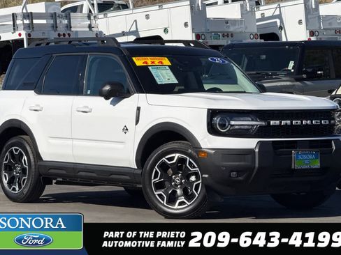 Used 2025 Ford Bronco Sport Outer Banks w/ Outer Banks Tech Package+ image 1