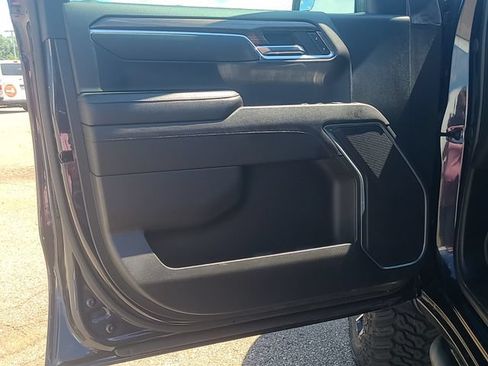 Used 2022 Chevrolet Silverado 1500 RST AWD/4WD image 11