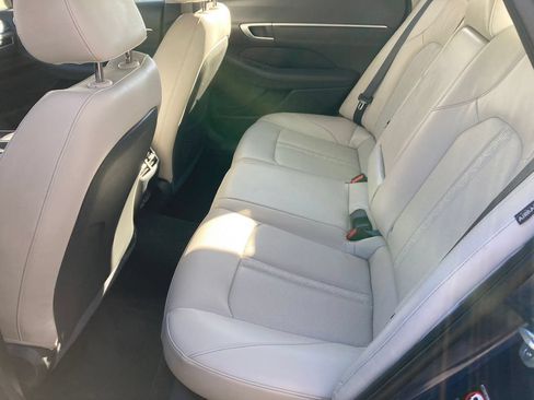 Used 2022 Hyundai Sonata Limited w/ Cargo Package FWD image 29
