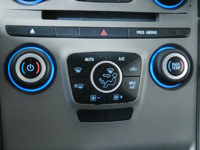 Used 2016 Ford Taurus SEL FWD image 26