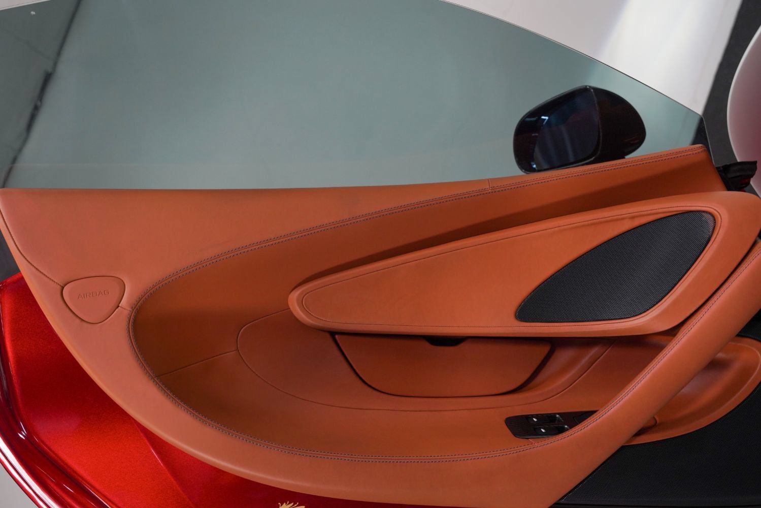 Used 2017 McLaren 570S RWD image 45