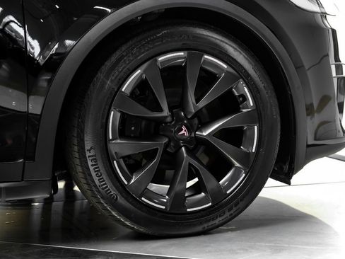 Used 2023 Tesla Model X AWD/4WD image 57