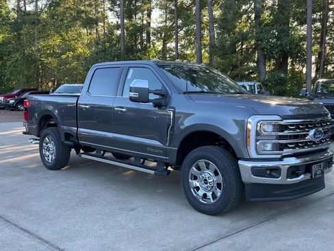 New 2026 Ford F250 Lariat w/ Lariat Premium Package image 8