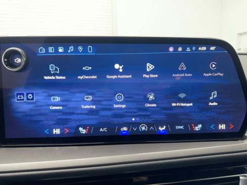 New 2026 Chevrolet Traverse LT w/ Sun and Wheel Package image 22