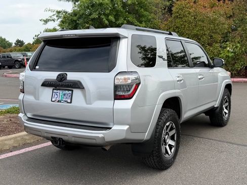 Used 2021 Toyota 4Runner TRD Off-Road Premium w/ Moonroof Package AWD/4WD image 7