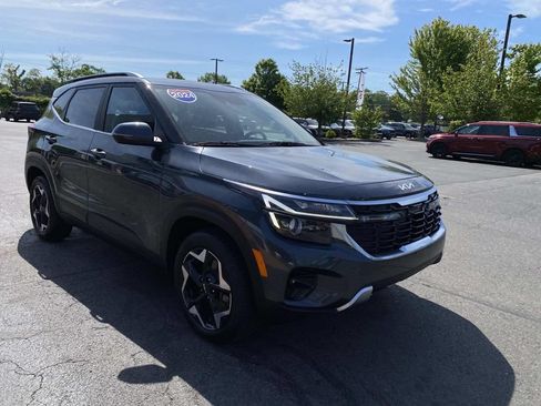 Used 2024 Kia Seltos EX AWD/4WD image 8