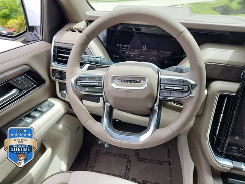 New 2026 GMC Yukon Denali RWD image 16