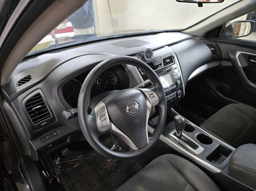 Used 2015 Nissan Altima 2.5 S w/ Power Driver Seat Package FWD image 19
