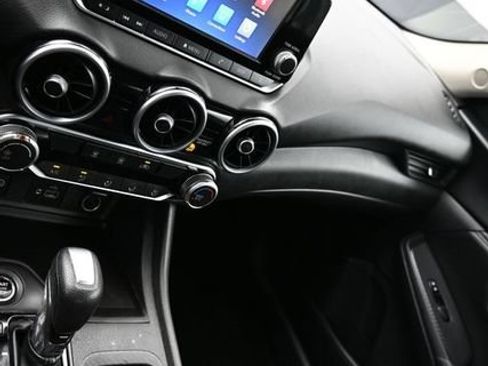 Used 2024 Nissan Sentra S FWD image 19