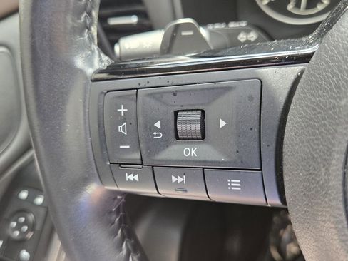 Used 2023 Nissan Rogue SV w/ SV Premium B Package image 25